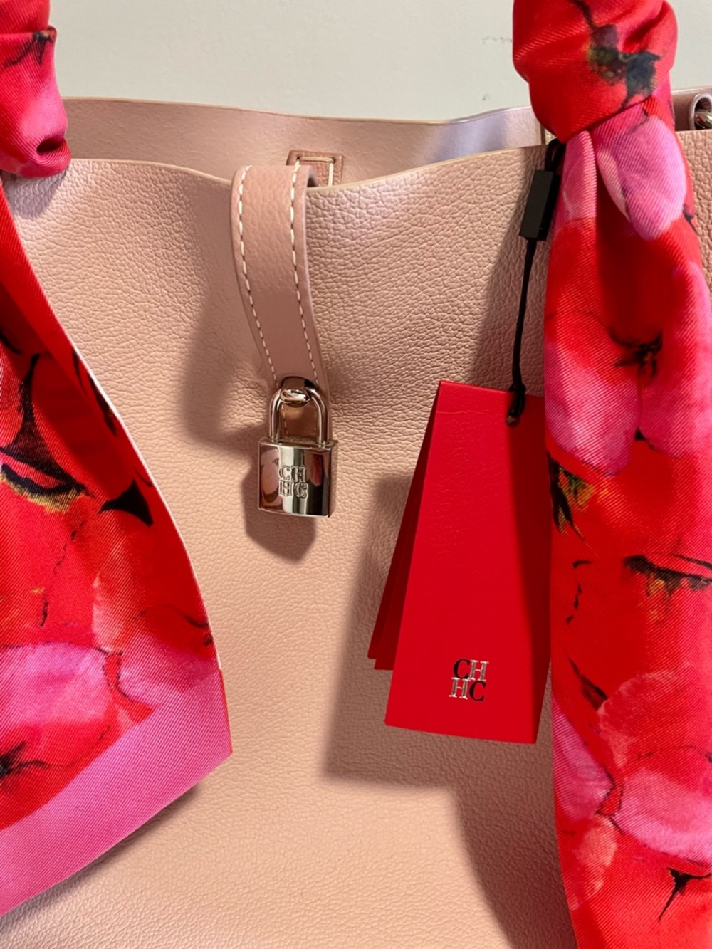 NWT Rare Carolina Herrera Matryoshka Locked Tote Bag Pink